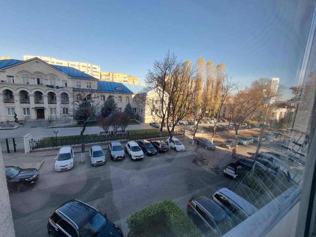 Grand Excelent New Ultra Central Apartments Chisinau Exterior photo